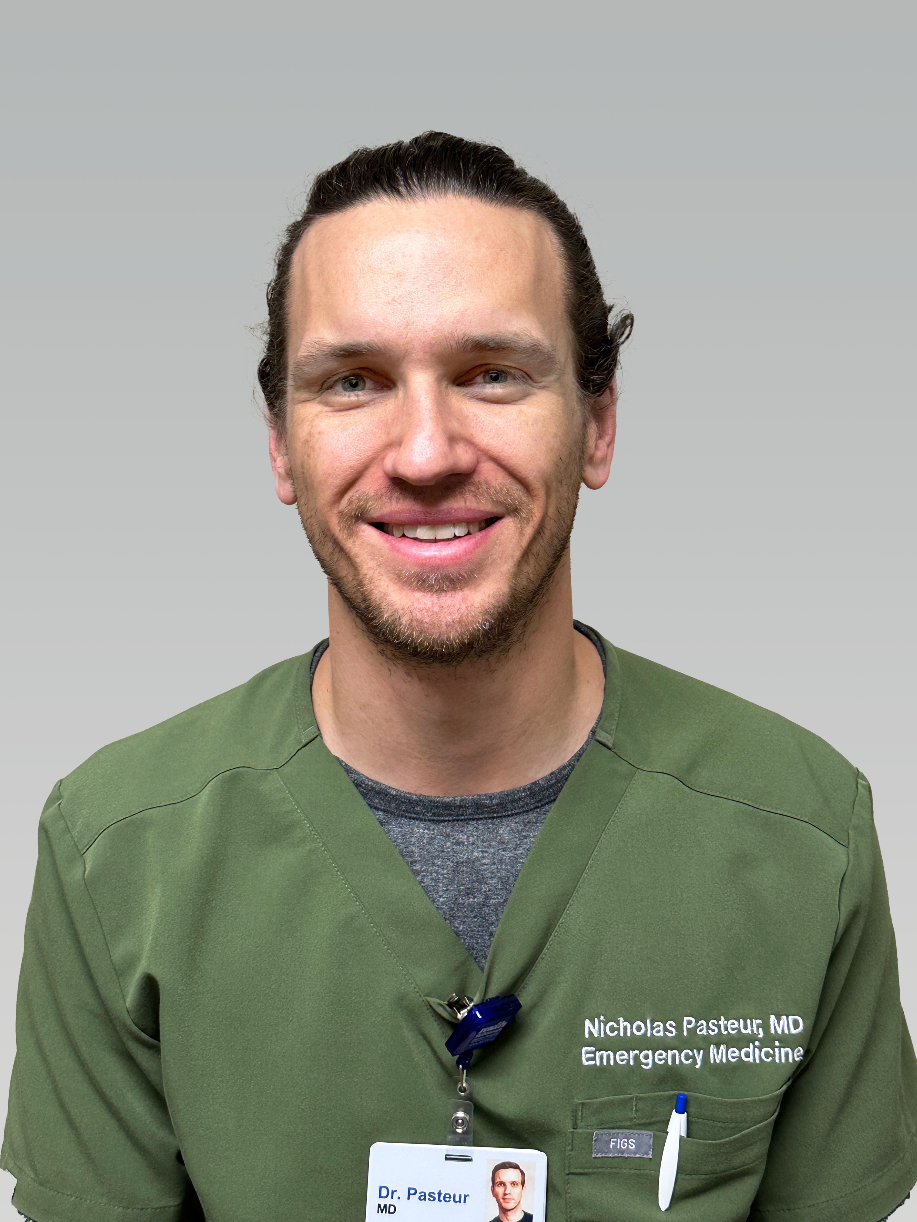 Nicholas  Pasteur Photo