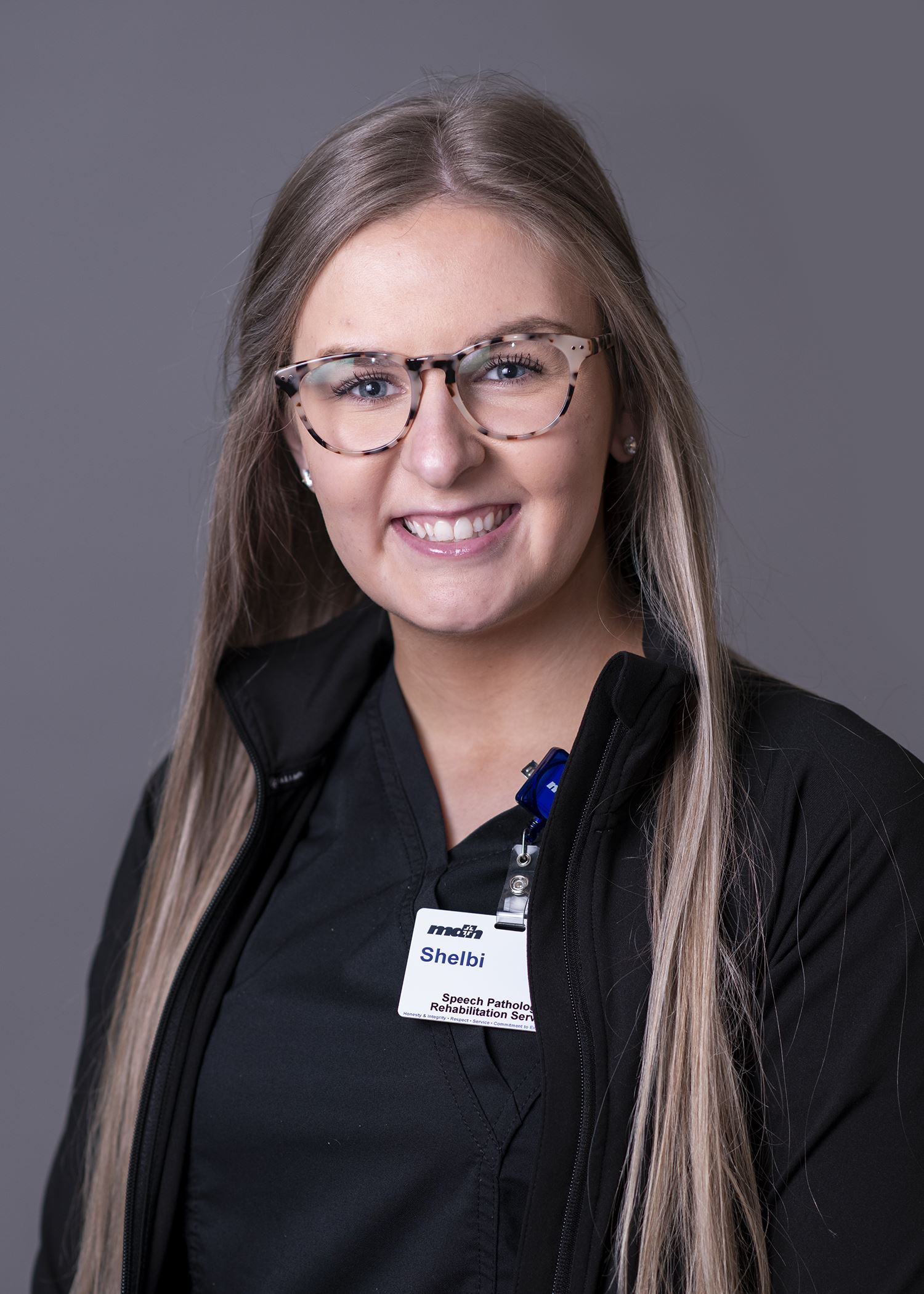 Shelbi  White Photo