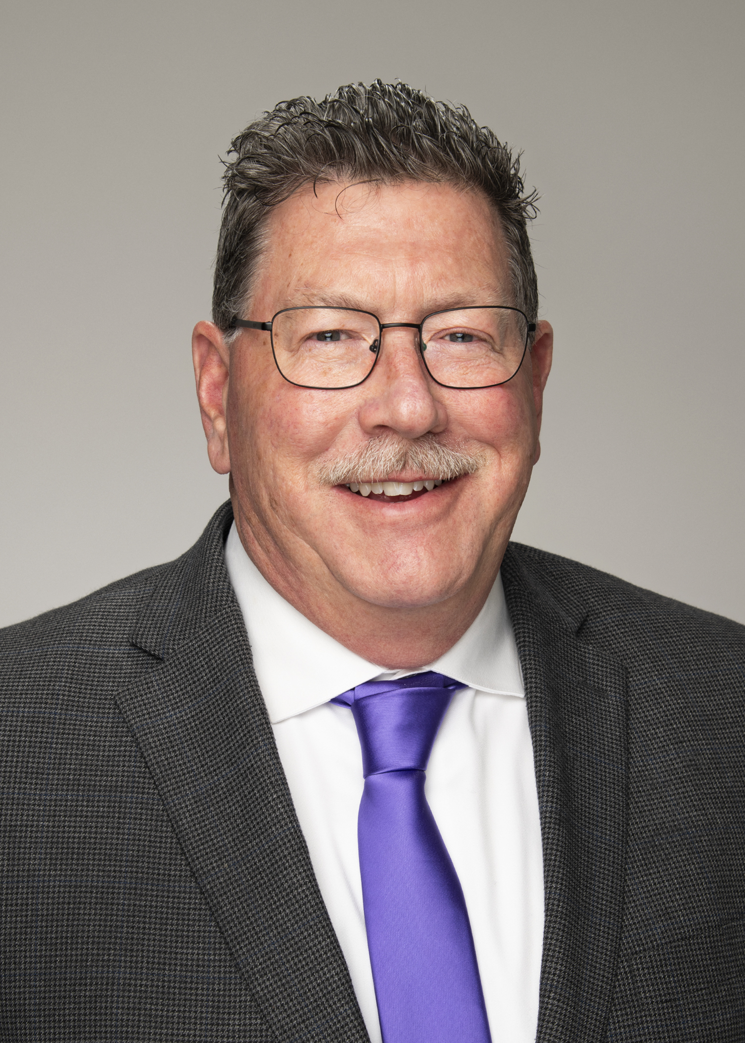 Wayne Laramie headshot